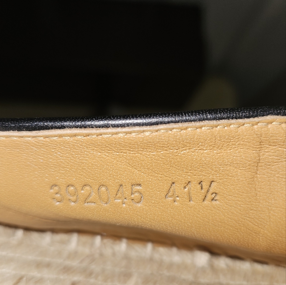 Authentic Gucci Black and Cream Women's Espadrilles - Picture 7 of 10